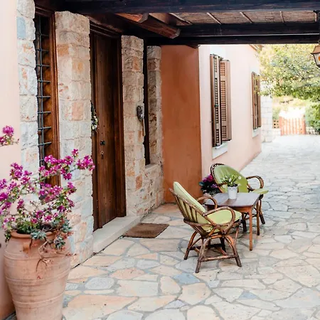 Poseidon Apartments Poros Town Exterior photo